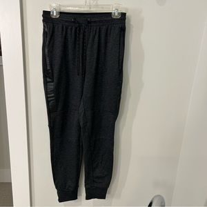 American Eagle charcoal grey flex jogger sweatpants. Size small.